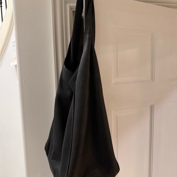 Auxiliary Black Leather Handbag - Picture 4 of 13